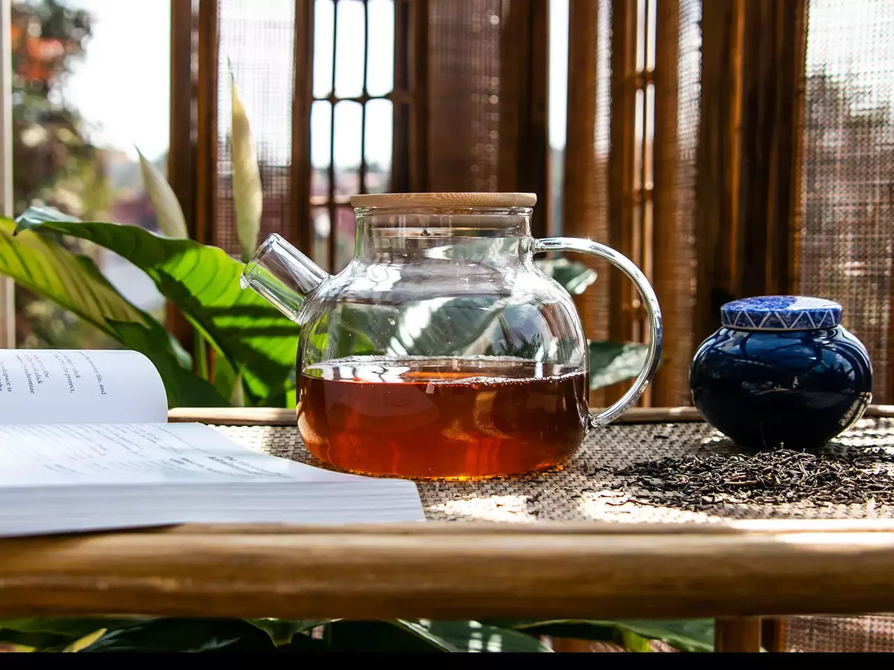 Czajnik szklany z zaparzaczem (1000 ml)