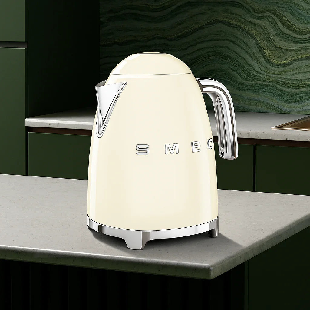 Czajnik SMEG Kremowy KLF03CREU