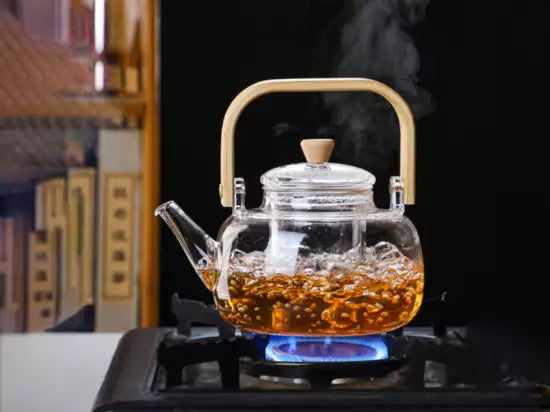 Glass kettle with infuser (900 ml)
