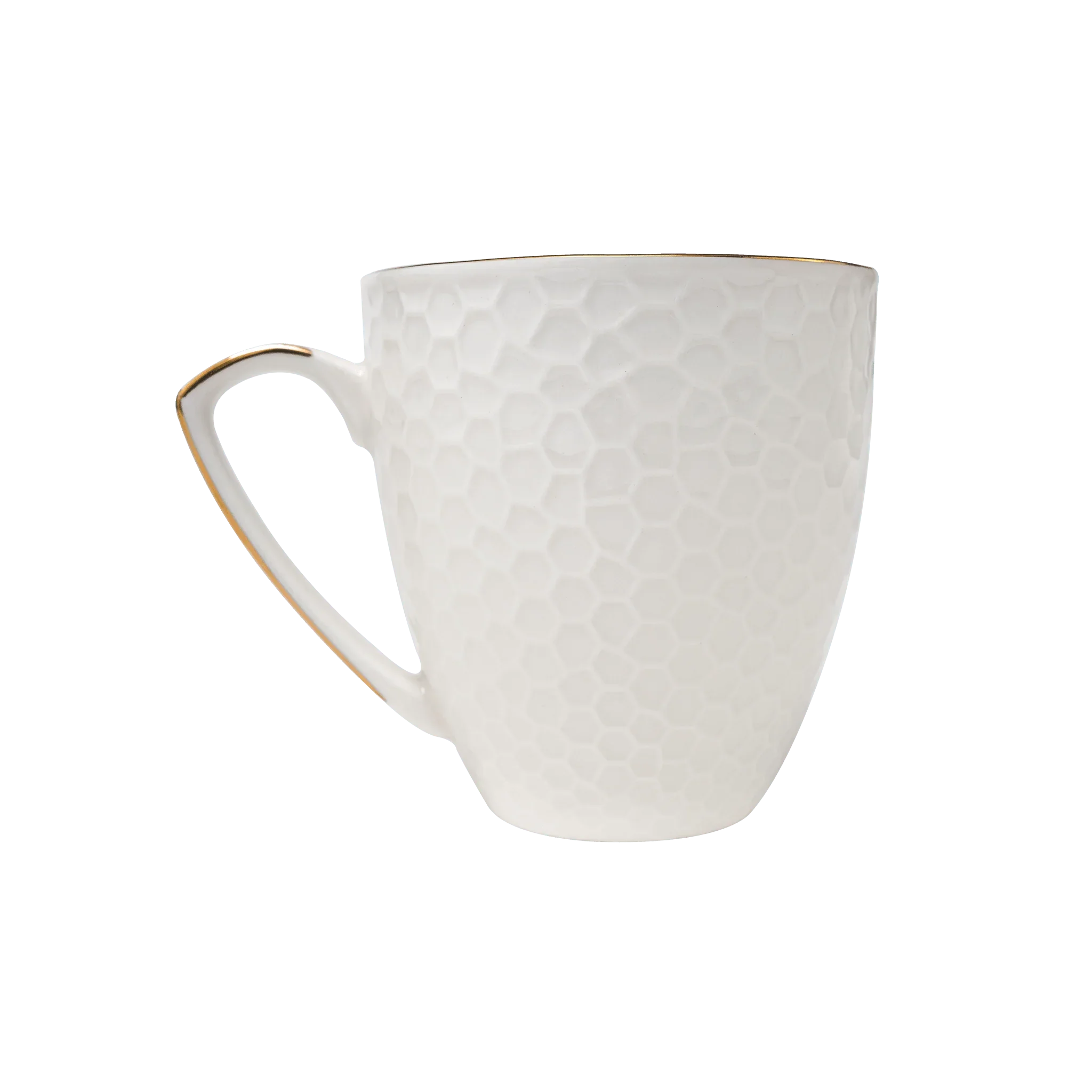Biały ceramiczny kubek z fakturą w kształcie plastra miodu i złotym wykończeniem krawędzi i ucha