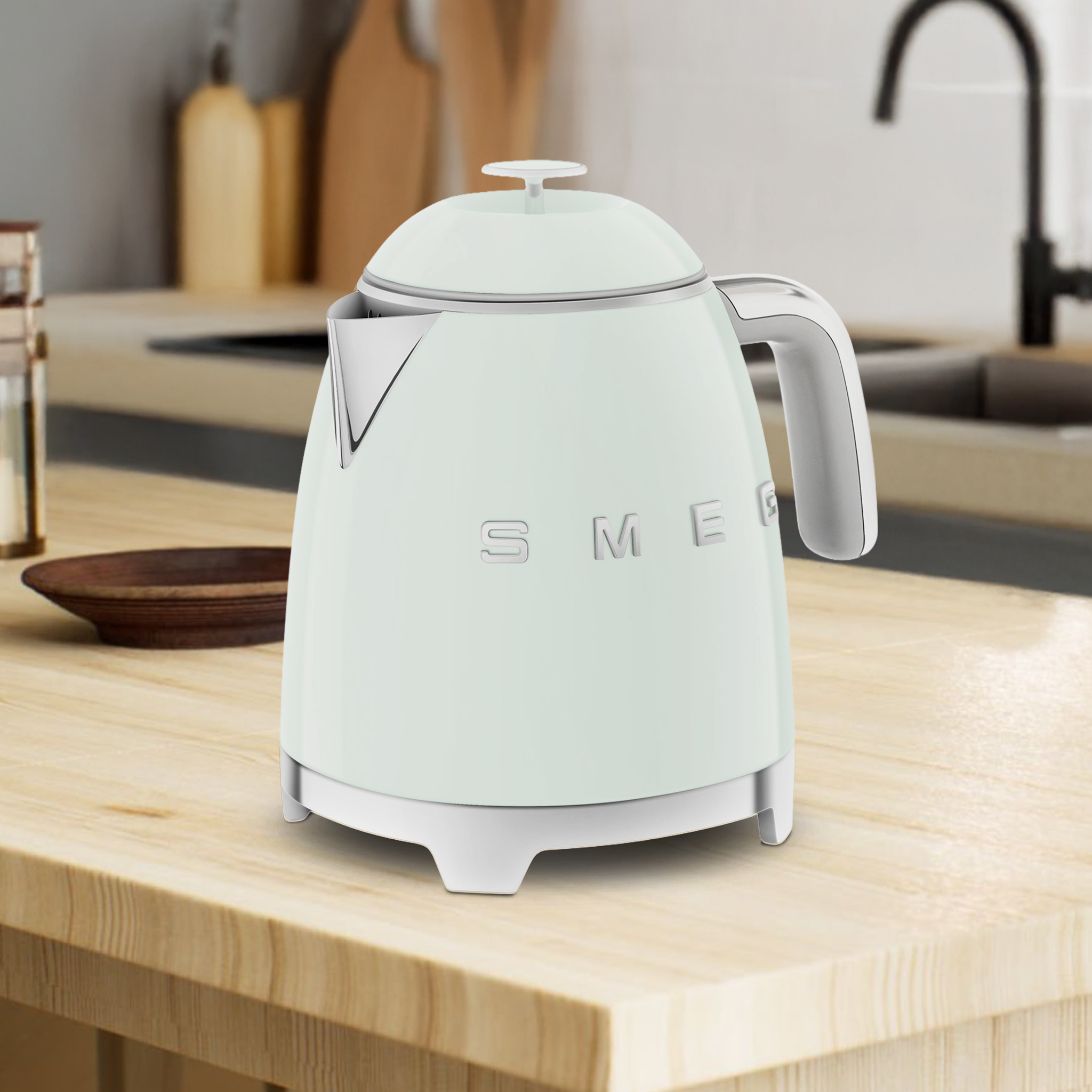 SMEG Mini Kettle Pastel Green KLF05PGEU