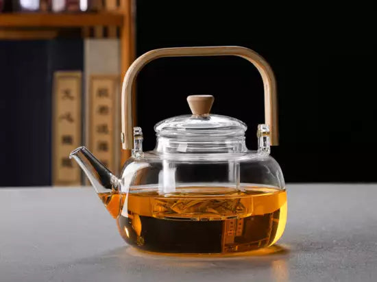 Glass kettle with infuser (900 ml)
